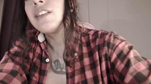 Snapshot of hello_demonkitty chatting on December 2024 03:59:02 PM SIMONA online show from December 2024 03:59:02 PM
