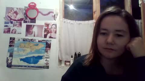 Snapshot of hello_its_mee_ chatting on October 2025 12:49:02 PM hello_its_mee_ online show from October 2025 12:49:02 PM