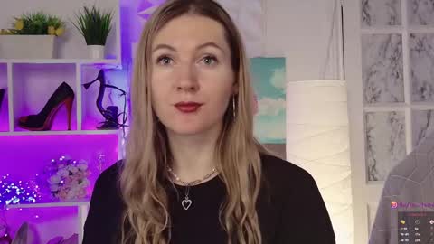 Alisia  Monday to Friday from 10 am to 4 pm GMT 2 online show from January 2025 09:06:02 AM