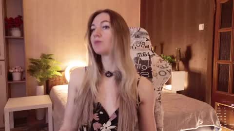 Alisia  Monday to Friday from 10 am to 4 pm GMT 2 online show from April 2026 08:20:02 AM