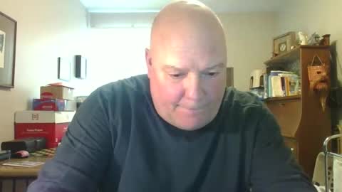 helloforfun111 online show from May 2026 12:32:02 PM
