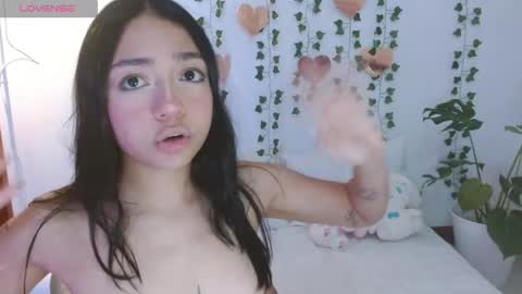 Snapshot of hellokitty_valery1 chatting on April 2026 04:46:01 AM hellokitty_valery1 online show from April 2026 04:46:01 AM