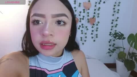 Snapshot of hellokitty_valery1 chatting on April 2026 10:59:01 PM hellokitty_valery1 online show from April 2026 10:59:01 PM