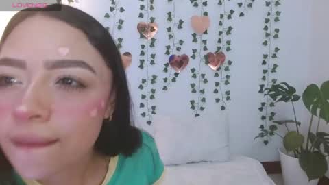 Snapshot of hellokitty_valery1 chatting on April 2026 01:01:02 AM hellokitty_valery1 online show from April 2026 01:01:02 AM