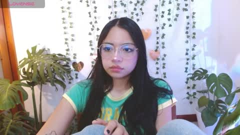Snapshot of hellokitty_valery1 chatting on May 2026 01:23:01 AM hellokitty_valery1 online show from May 2026 01:23:01 AM