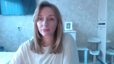 Snapshot of hellokittykaty chatting on February 2026 06:31:01 AM Victory online show from February 2026 06:31:01 AM