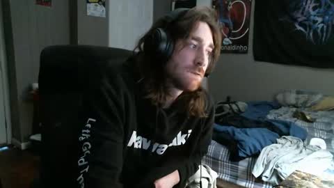 Snapshot of hellothereimcoolyo chatting on March 2026 11:38:01 PM longhairbeardedguy online show from March 2026 11:38:01 PM