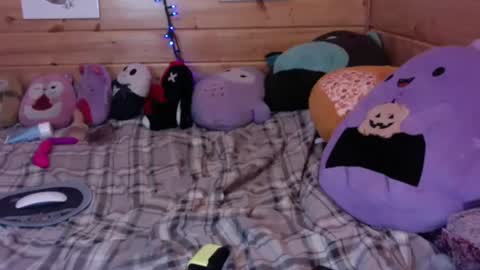 Snapshot of hellrazorbabexxx chatting on February 2025 12:43:01 AM hellrazorbabexxx online show from February 2025 12:43:01 AM
