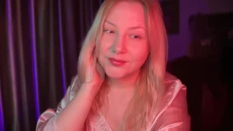 Snapshot of hellyriddle chatting on April 2026 07:06:01 AM DeleteyourSadness online show from April 2026 07:06:01 AM