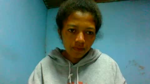 Snapshot of henitsaldy chatting on July 2026 05:03:02 AM henitsaldy online show from July 2026 05:03:02 AM