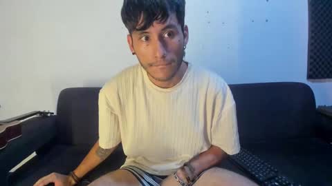 Snapshot of henrik_senn chatting on December 2024 09:55:02 AM henrik_senn online show from December 2024 09:55:02 AM