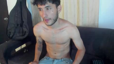 Snapshot of henrik_senn chatting on October 2025 01:41:01 PM henrik_senn online show from October 2025 01:41:01 PM