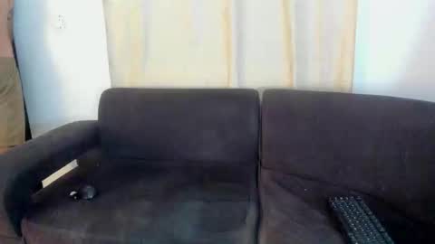 Snapshot of henrik_senn chatting on October 2025 11:35:01 PM henrik_senn online show from October 2025 11:35:01 PM