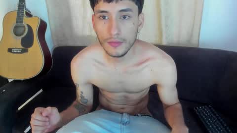 Snapshot of henrik_senn chatting on October 2025 01:24:02 PM henrik_senn online show from October 2025 01:24:02 PM