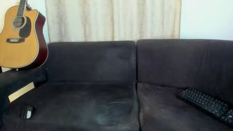 Snapshot of henrik_senn chatting on November 2025 11:15:01 PM henrik_senn online show from November 2025 11:15:01 PM