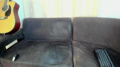 Snapshot of henrik_senn chatting on November 2025 01:27:02 AM henrik_senn online show from November 2025 01:27:02 AM