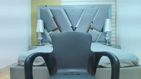 Henry online show from April 2026 01:42:02 AM