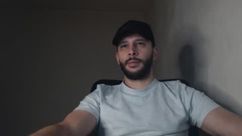 HenryAxe online show from September 2025 11:15:01 AM