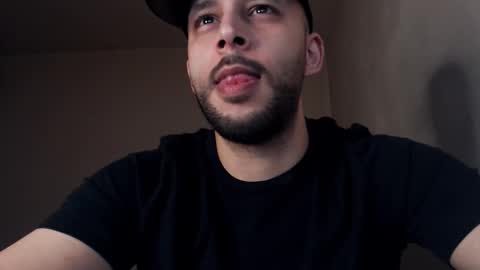 HenryAxe online show from November 2025 10:53:02 PM