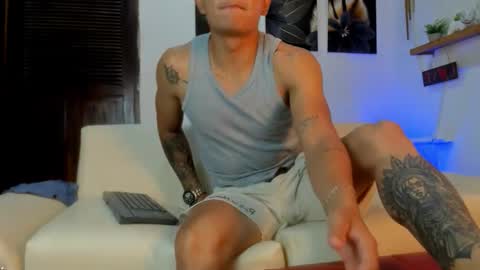 henrydouglas online show from March 2026 05:52:02 PM