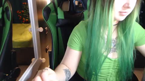 Hentaishiing online show from September 2025 01:58:02 PM