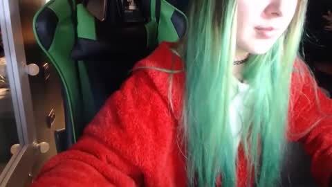 Hentaishiing online show from October 2025 04:58:02 PM