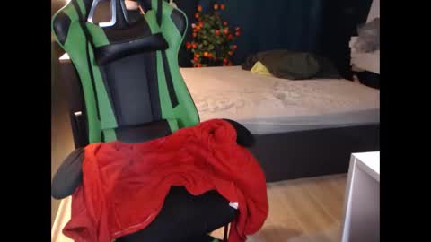 Hentaishiing online show from November 2025 11:36:02 PM