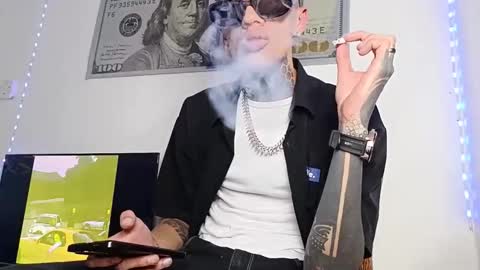 Henzeld online show from March 2026 07:01:01 AM