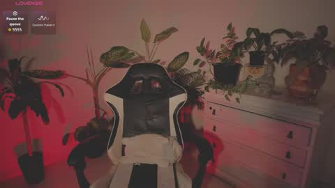 Hello I am Valentina independent Colombian model I love sensuality and pleasure welcome online show from September 2025 03:41:01 AM