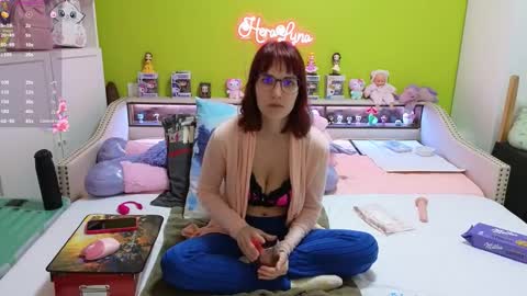 Snapshot of heraluna_ chatting on March 2026 09:55:01 PM HeraLuna online show from March 2026 09:55:01 PM