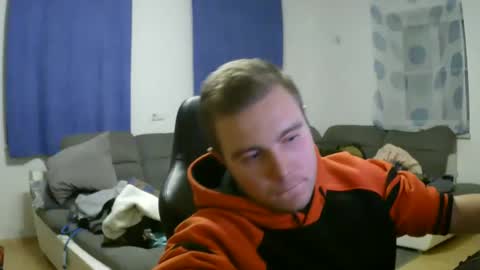 Snapshot of herbstenden chatting on December 2024 11:59:01 PM John Pearl online show from December 2024 11:59:01 PM