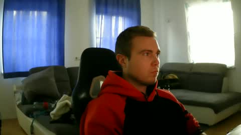 Snapshot of herbstenden chatting on December 2024 01:49:02 PM John Pearl online show from December 2024 01:49:02 PM