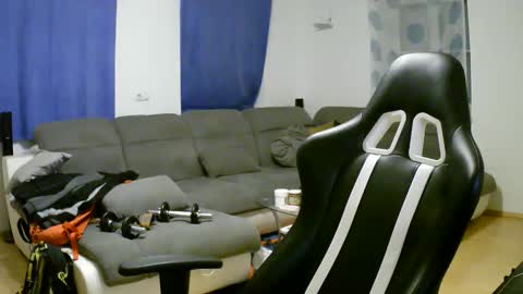 Snapshot of herbstenden chatting on September 2025 06:43:02 PM John Pearl online show from September 2025 06:43:02 PM