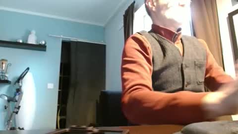 hering76 online show from February 2026 08:42:01 AM