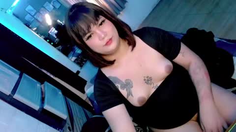 hermaphrodite199x online show from May 2026 01:44:01 AM