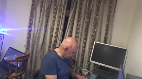 Snapshot of hermeneutika chatting on January 2025 05:59:01 AM mature online show from January 2025 05:59:01 AM