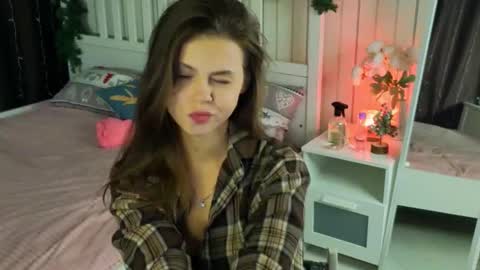 Snapshot of herminasouth chatting on March 2026 06:54:01 PM Nicole online show from March 2026 06:54:01 PM