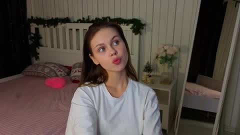 Snapshot of herminasouth chatting on March 2026 09:08:01 PM Nicole online show from March 2026 09:08:01 PM