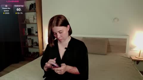 Snapshot of hermionemoon chatting on July 2026 10:28:01 AM Goddess Hermione online show from July 2026 10:28:01 AM