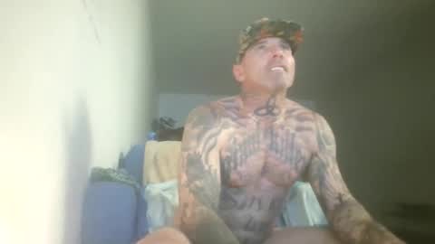 hershdog2482 online show from May 2026 05:32:02 PM