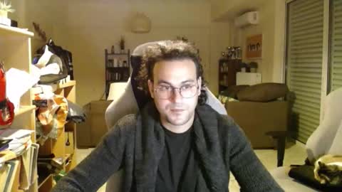 Snapshot of hervo chatting on November 2025 11:03:01 PM YourGuy online show from November 2025 11:03:01 PM