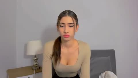 hesterenjoy online show from January 2026 05:29:02 PM