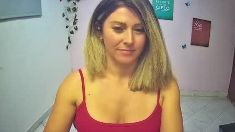 Hestesiaxx online show from May 2026 01:58:01 AM