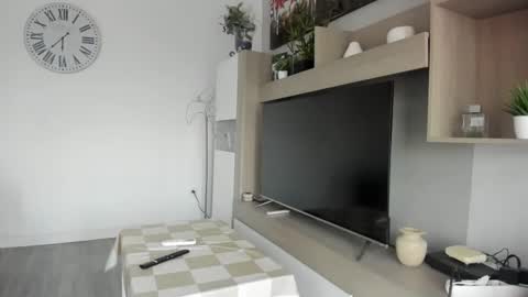 heterooli online show from February 2025 04:12:02 PM