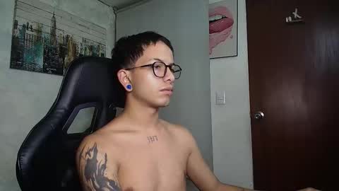 Snapshot of hetfield_24 chatting on September 2025 04:01:02 AM maledette online show from September 2025 04:01:02 AM