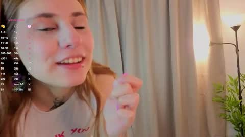 Sofia online show from October 2025 11:38:02 PM