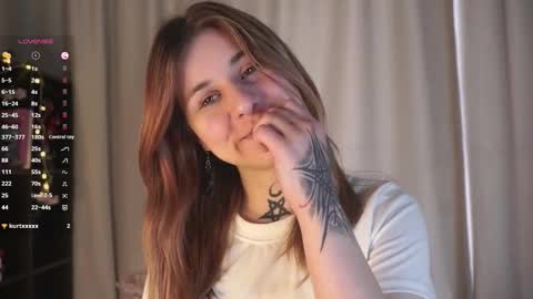 Sofia online show from November 2025 08:03:02 AM