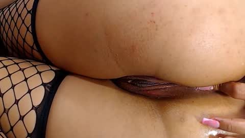 Snapshot of hexaravagina22 chatting on November 2025 12:49:01 PM SARA online show from November 2025 12:49:01 PM