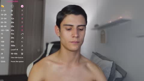 Snapshot of hey_cesard chatting on January 2026 11:20:01 PM hey_cesard online show from January 2026 11:20:01 PM