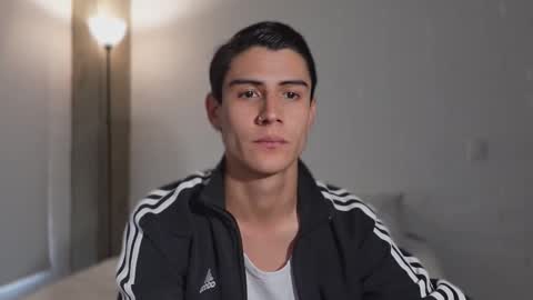 Snapshot of hey_cesard chatting on February 2026 07:23:02 PM hey_cesard online show from February 2026 07:23:02 PM